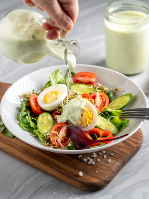 Uniwersalny sos pietruszkowy