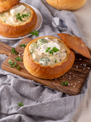 Zapiekanka w chlebie