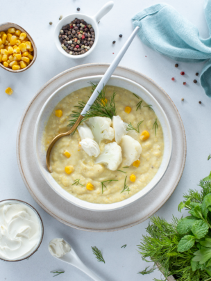 Chowder z kalafiora i kukurydzy