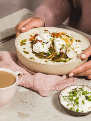 Płatki owsiane z pieczarkami i chipsem z szynki parmeńskiej