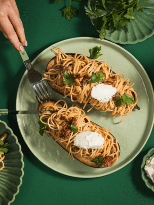 Łódka z makaronem alla siciliana