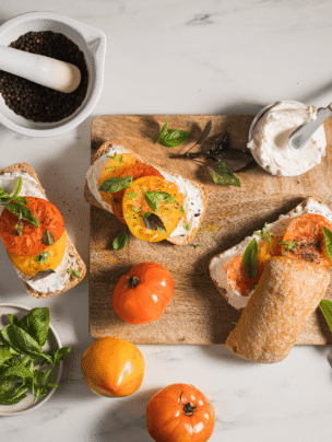 Ciabatta z żółtymi pomidorami